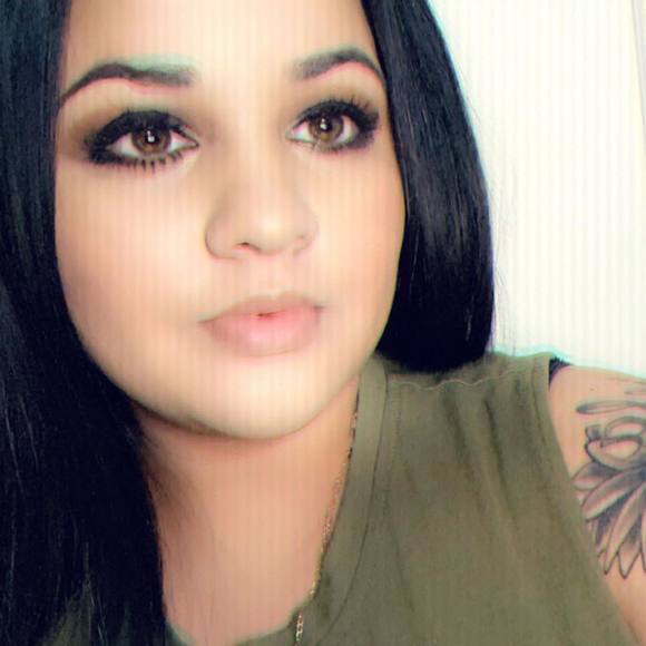 Meet your Posher, Carmen - Picture 1 of 1